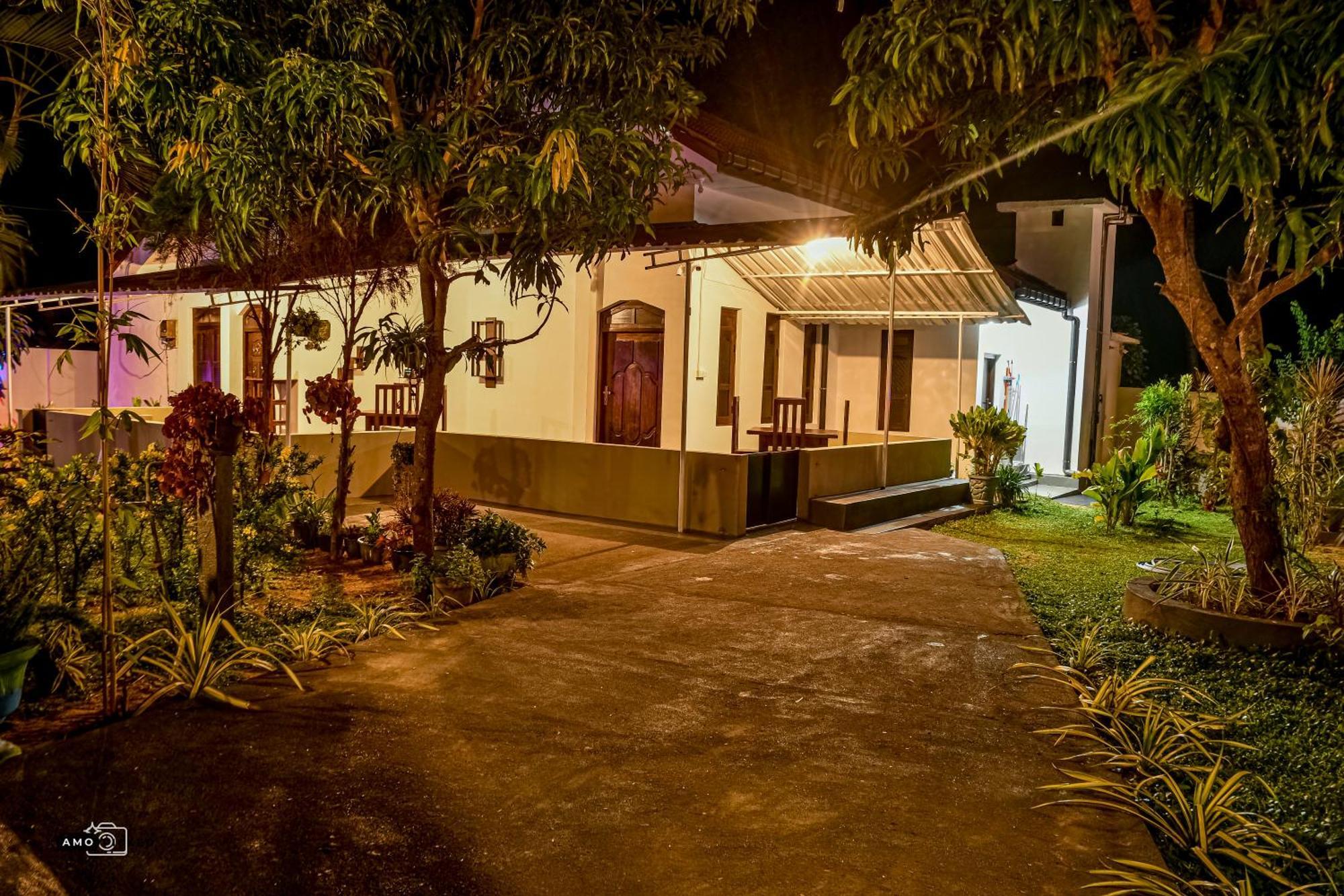 Coconut Villa Arugam Bay Buitenkant foto